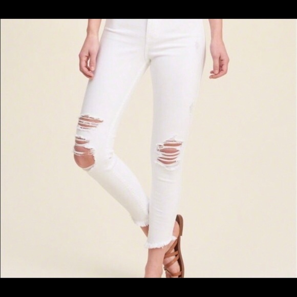 💝 NWOT HOLLISTER SKINNY CROPS - Picture 2 of 4